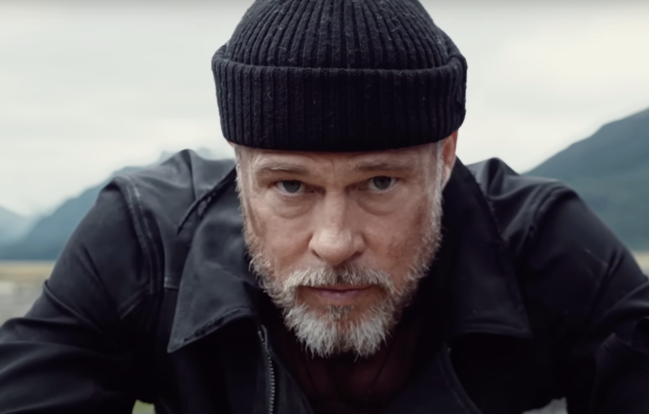 Brad Pitt Sends Shock Message To Jennifer Aniston